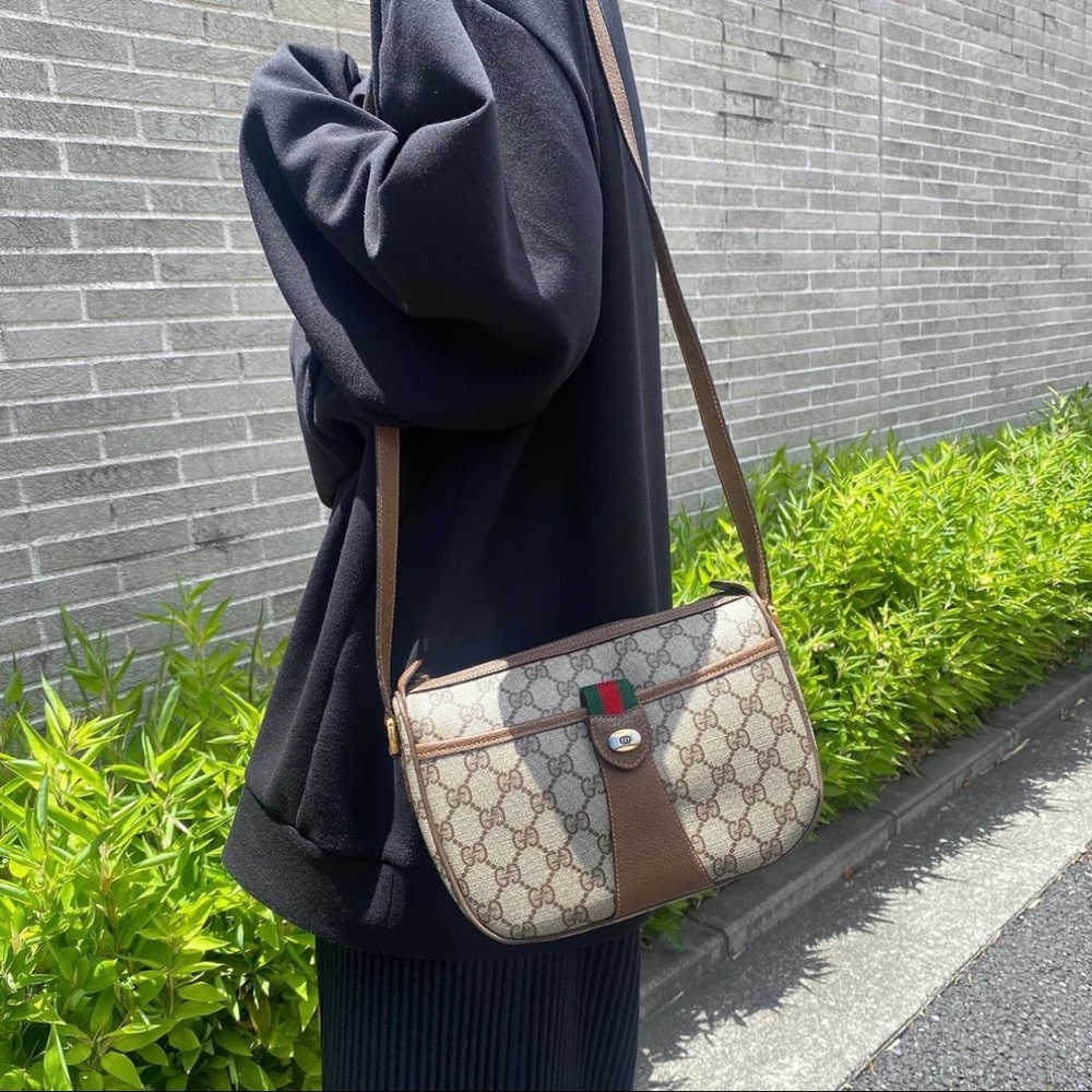 Authentic Vintage Gucci GG Monogram Supreme Sherry Web Ophidia Neo Crossbody Bag